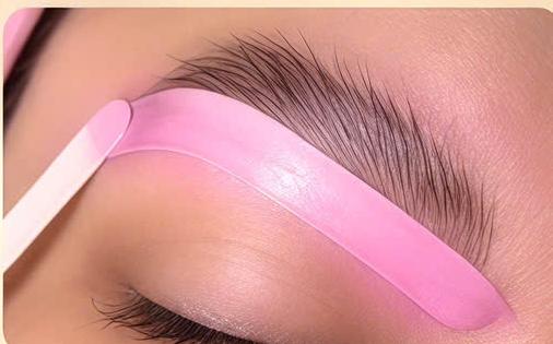 Wax & Thiết Kế Form Mày Chuẩn
